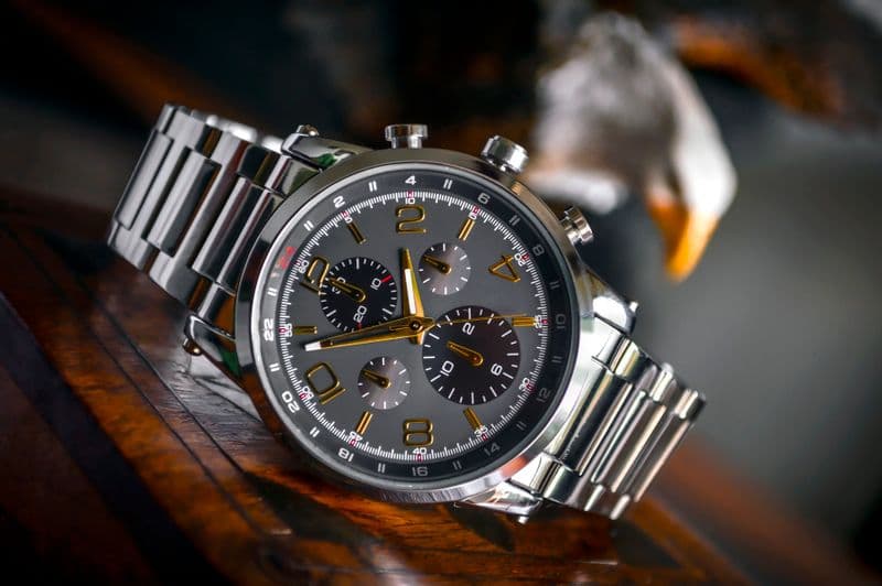 Edge Beige Dial Analog Leather Strap Watch for Men