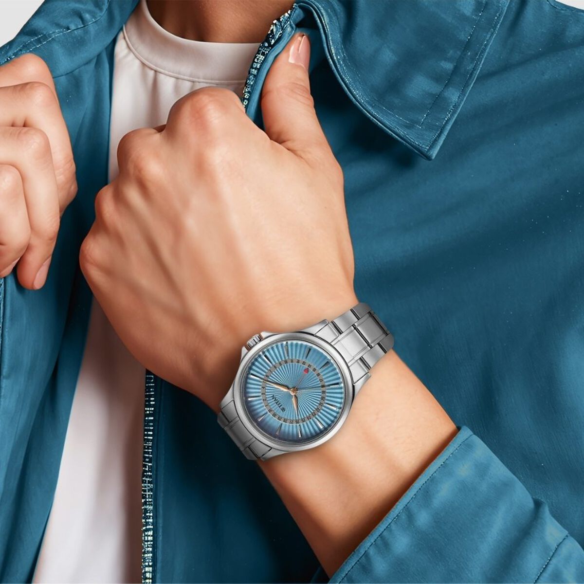 Titan Karishma Quartz Analog with Date Blue Dial Stainless Steel Strap Watch For Men 5