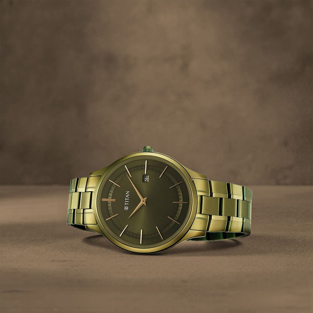 Titan Classique Slimline Green Dial Analog with Day and Date Stainless Steel Strap watch for Men 1