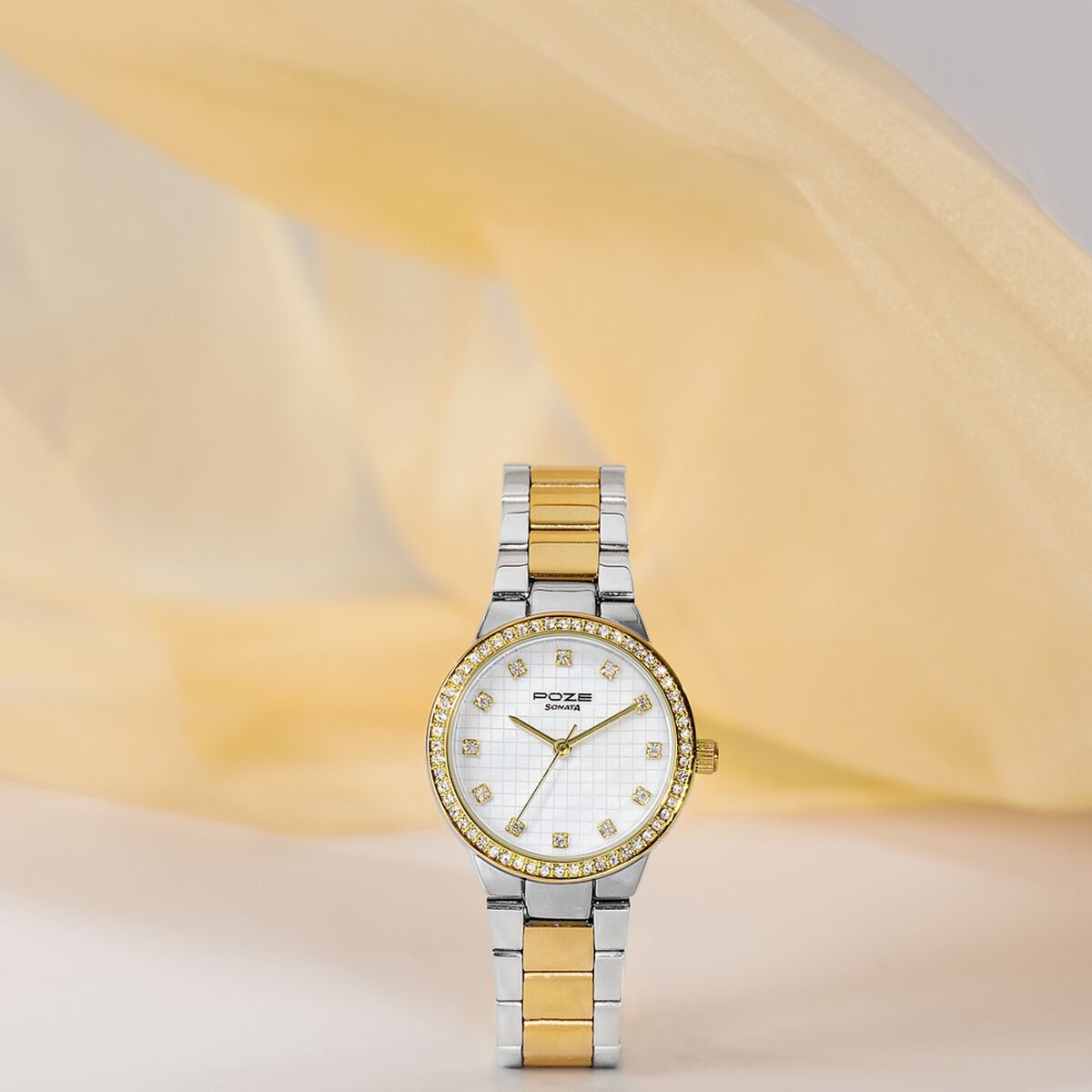 Sonata Poze Quartz Analog White Dial Two Toned Colour Stainless Steel Strap Watch For Women 1