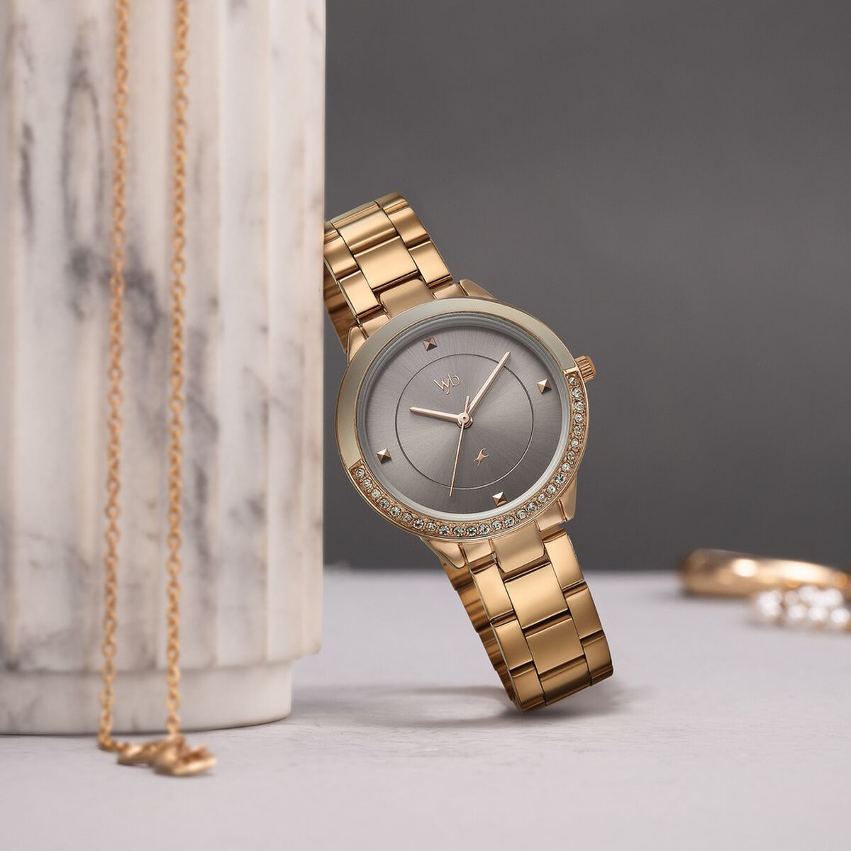 Vyb Eclipse By Fastrack Quartz Analog Grey Dial Rose Gold Stainless Steel Strap Watch For Girls 1
