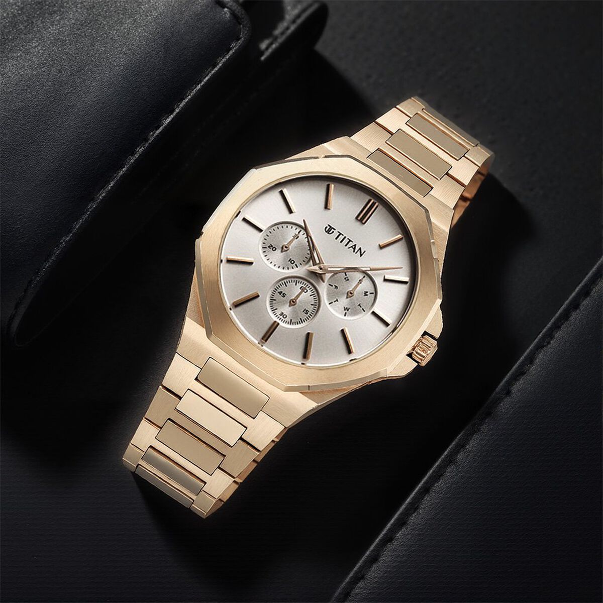 Titan Classic Slim Multifunction Multifunction Silver Dial Carnation Gold Stainless Steel Strap Watch For Men 1