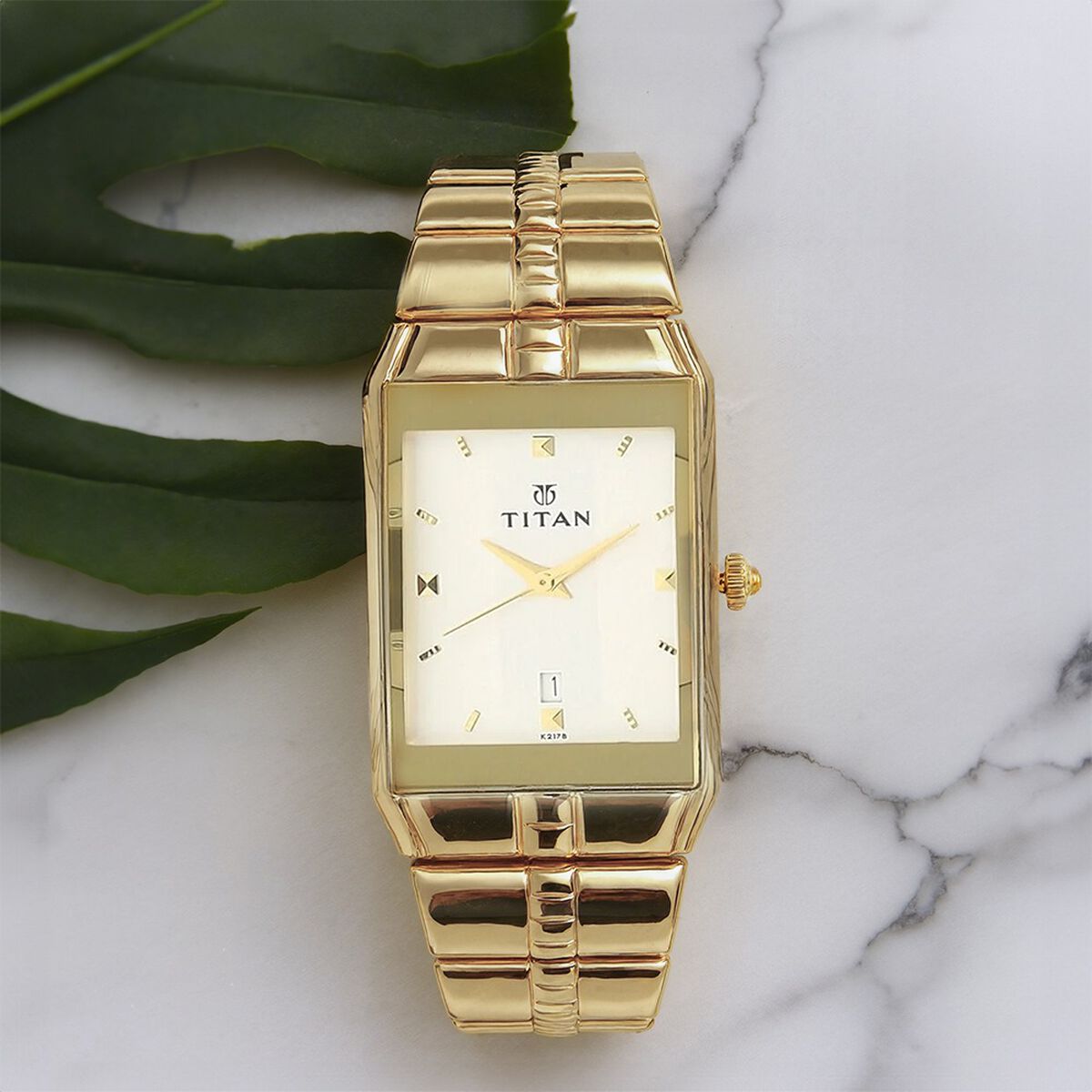 Titan Analog with Date White Dial Metal Strap watch for Men 1