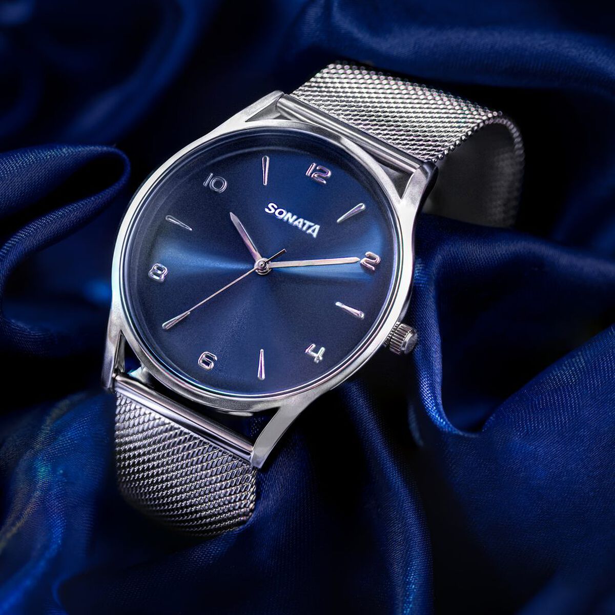 Sonata Quartz Analog Blue Dial Silver Stainless Steel Strap Watch For Men 1