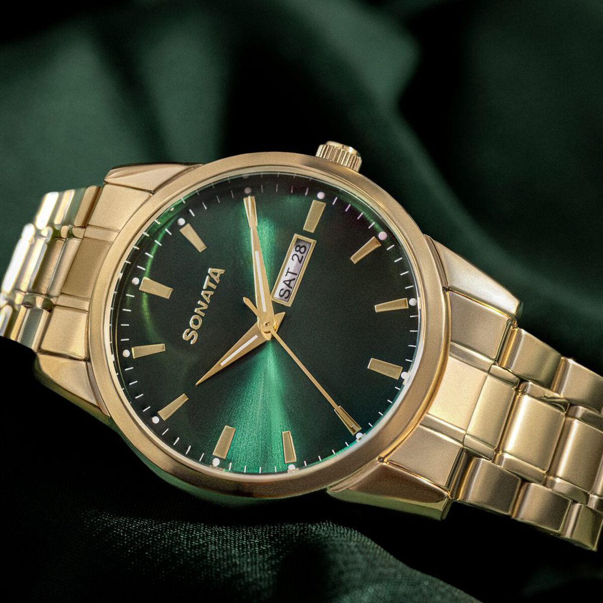 Sonata Quartz Analog with Day and Date Green Dial Golden Stainless Steel Strap Watch For Men 1