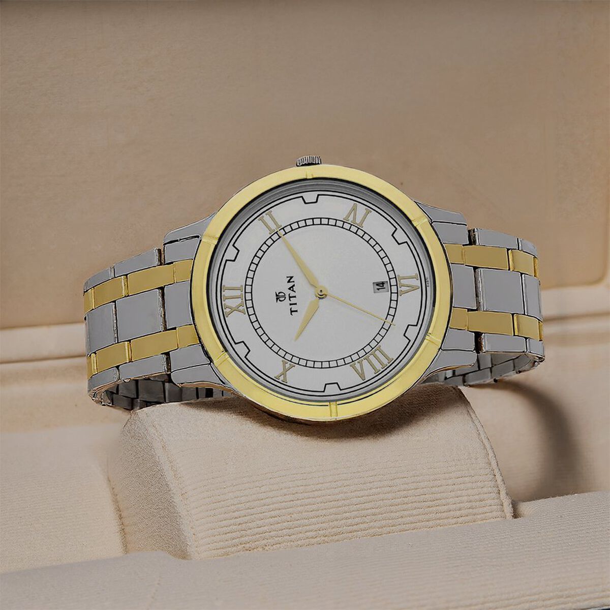 Titan Analog with Date Dial Stainless Steel Strap watch for Men 1
