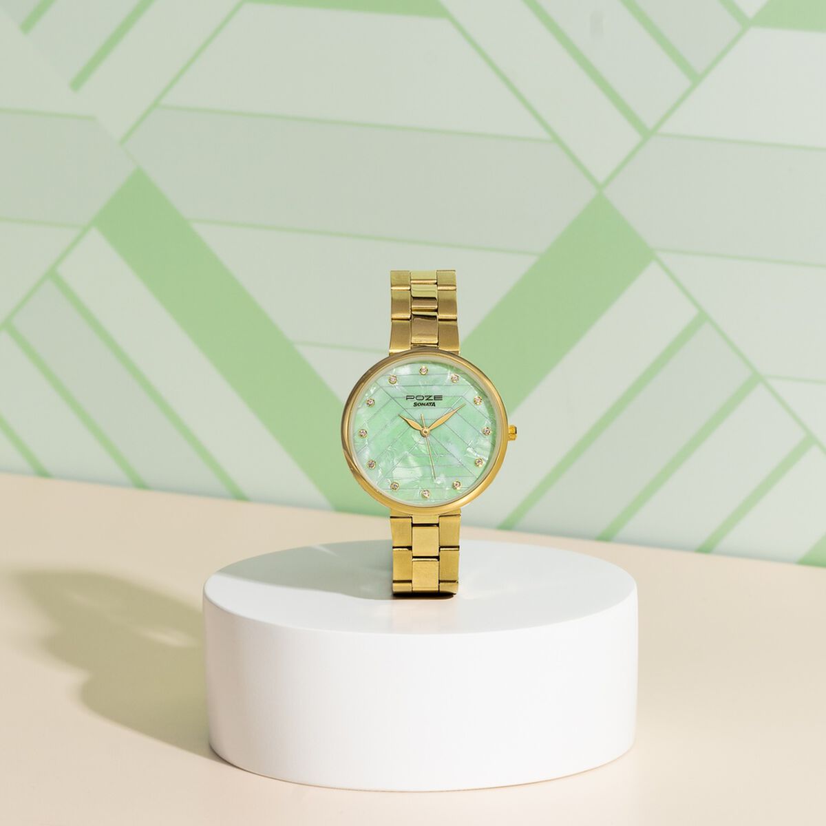 Sonata Poze Quartz Analog Green Dial Golden Colour Stainless Steel Strap Watch For Women 1
