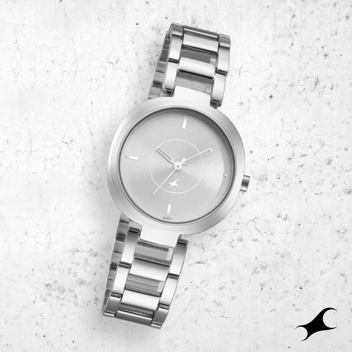 Fastrack Stunners Quartz Analog Silver Dial Metal Strap Watch for Girls 1
