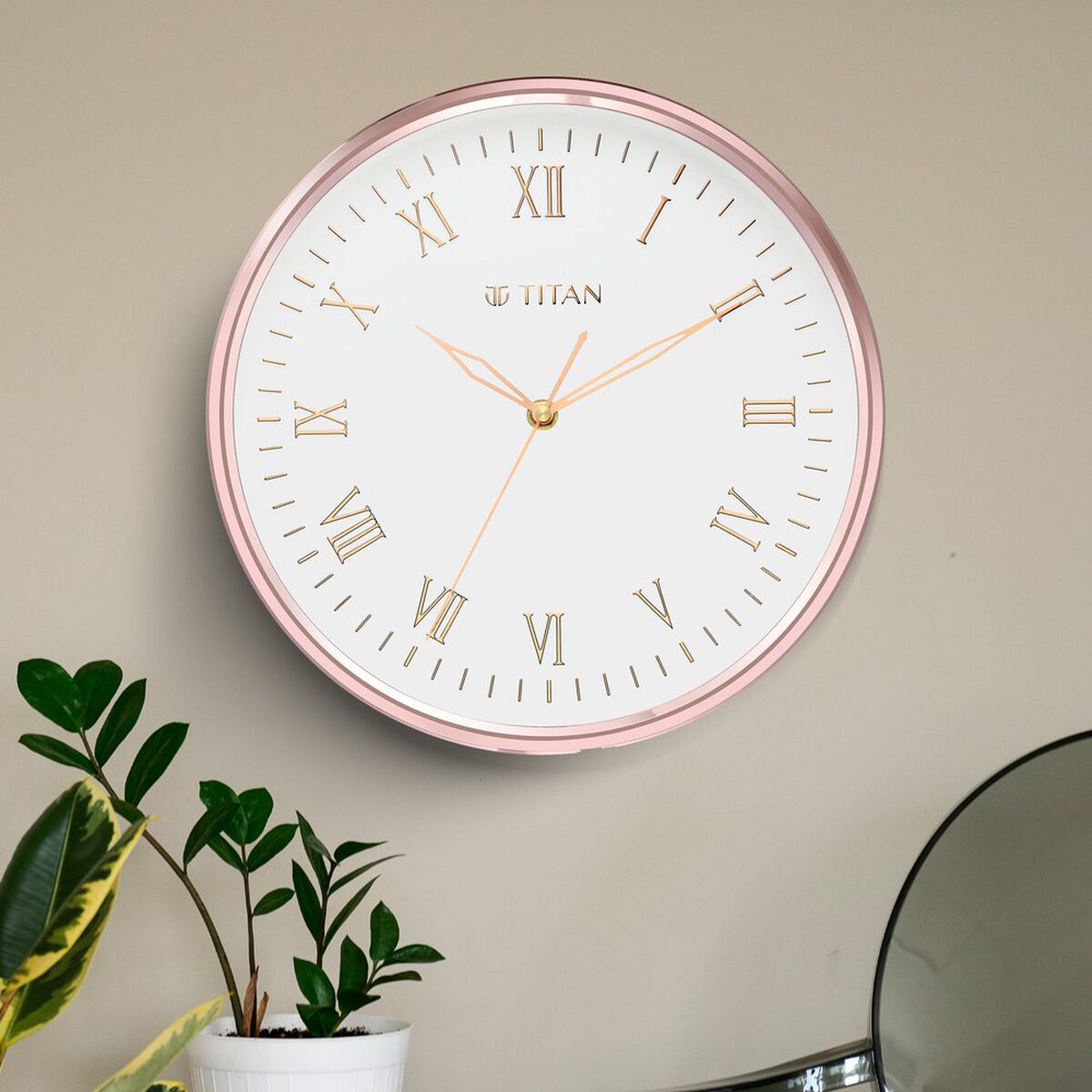 Titan Elegant 30.0 cm White Wall Clock: Silent, Majestic, and Modern 1