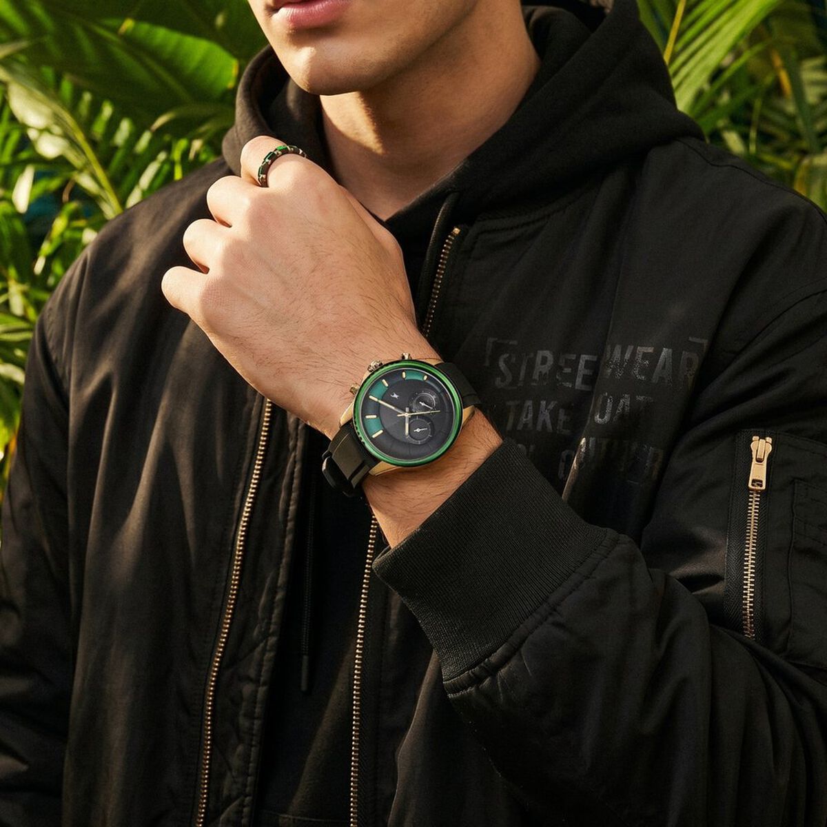 Fastrack Wild Quartz Chronograph Two Toned Dial Black Silicone Strap Watch For Guys 3