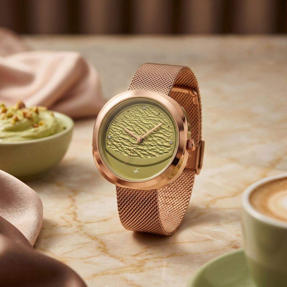 Fastrack Gelato rosegold analog mesh strap watch with Matcha green dial for Girls 1