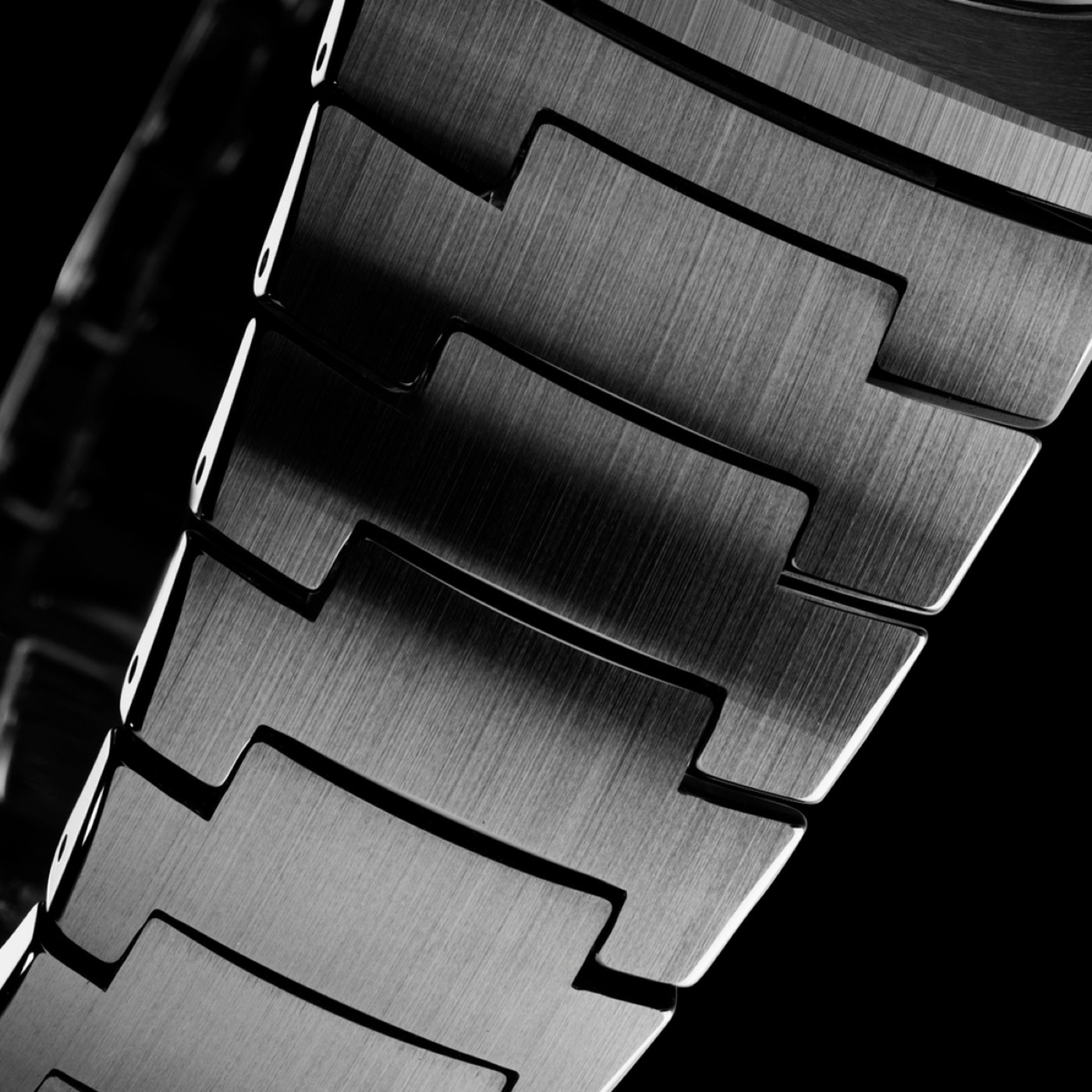 Titan Edge Fumage Quartz Analog Black Dial Black Ceramic Strap Watch For Men 5