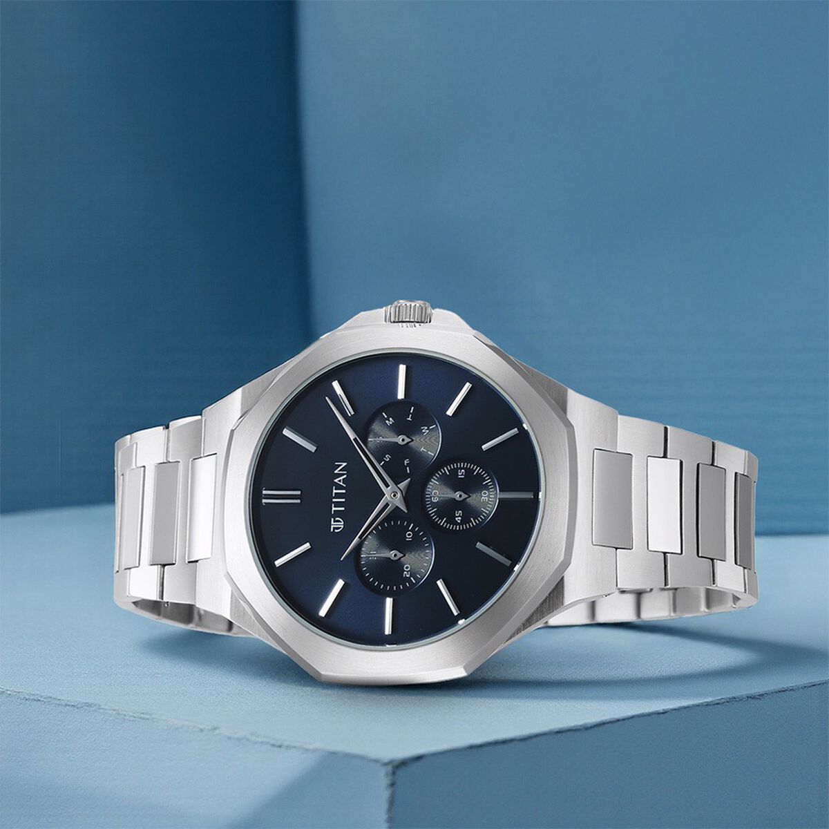 Titan Classic Slim Multifunction Quartz Multifunction Blue Dial Stainless Steel Strap Watch For Men 1