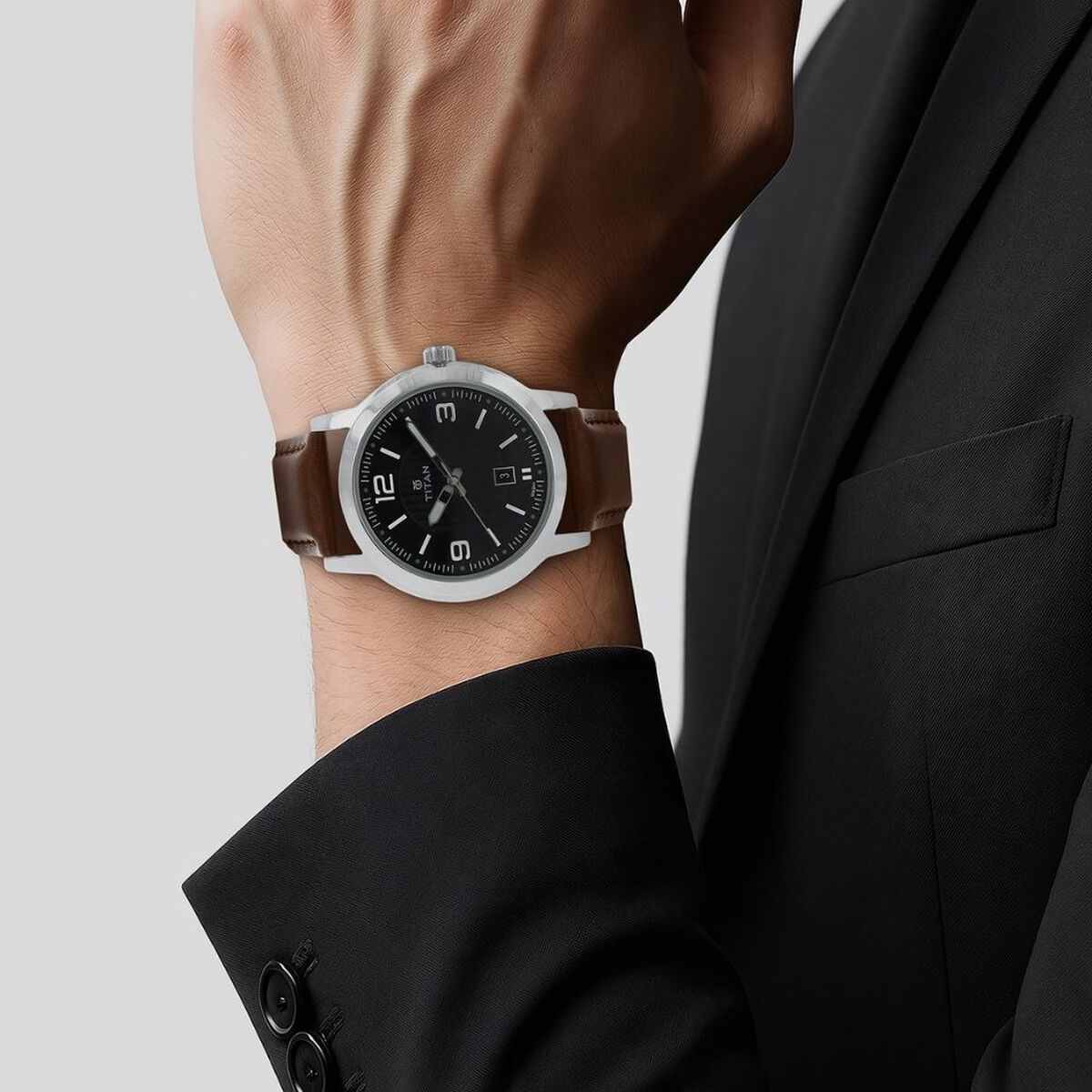 Titan Quartz Analog Black Dial Leather Strap Watch for Men 5
