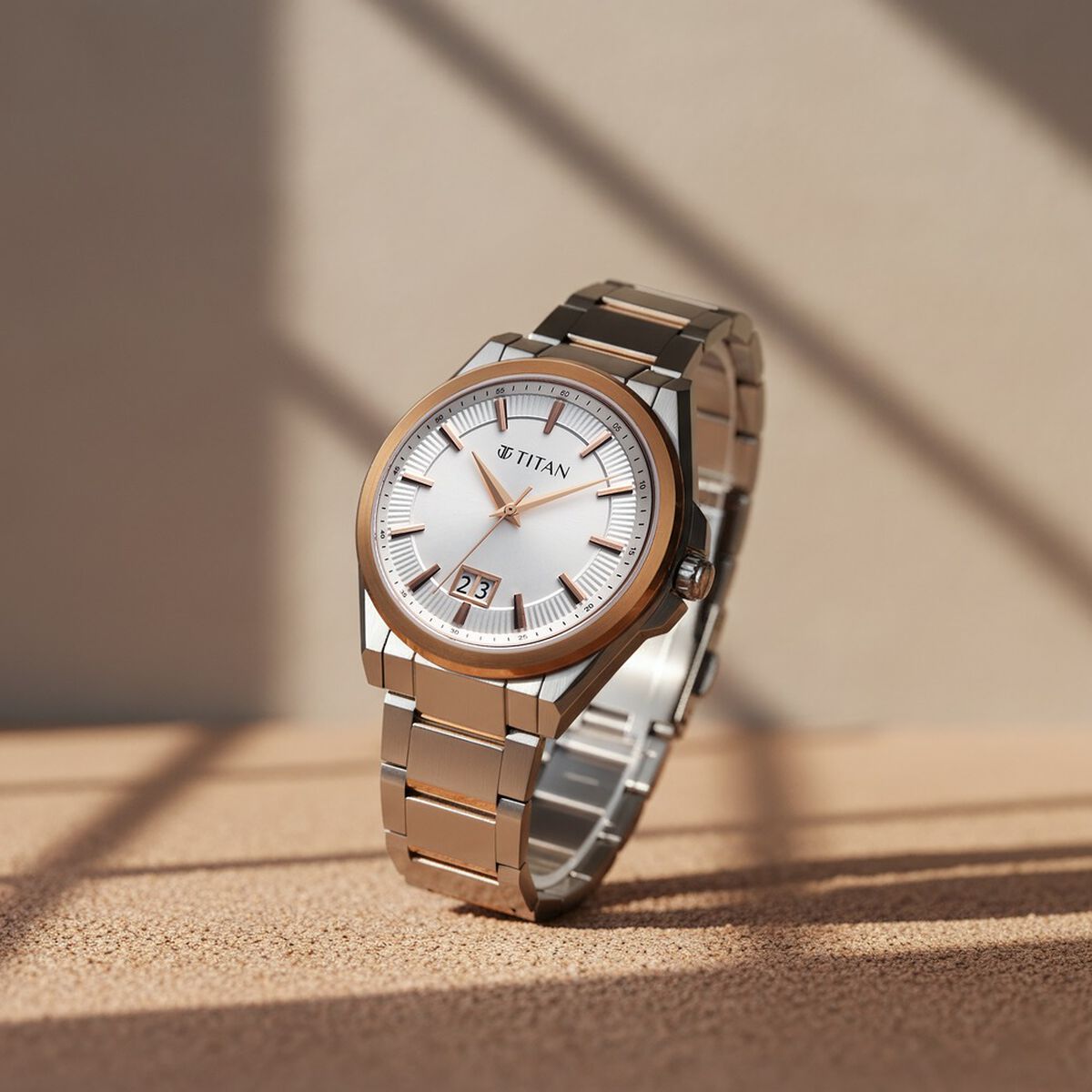 Titan Classique Big Date Analog with Silver Dial Dual Tone Stainless Steel Strap Watch for Men 1