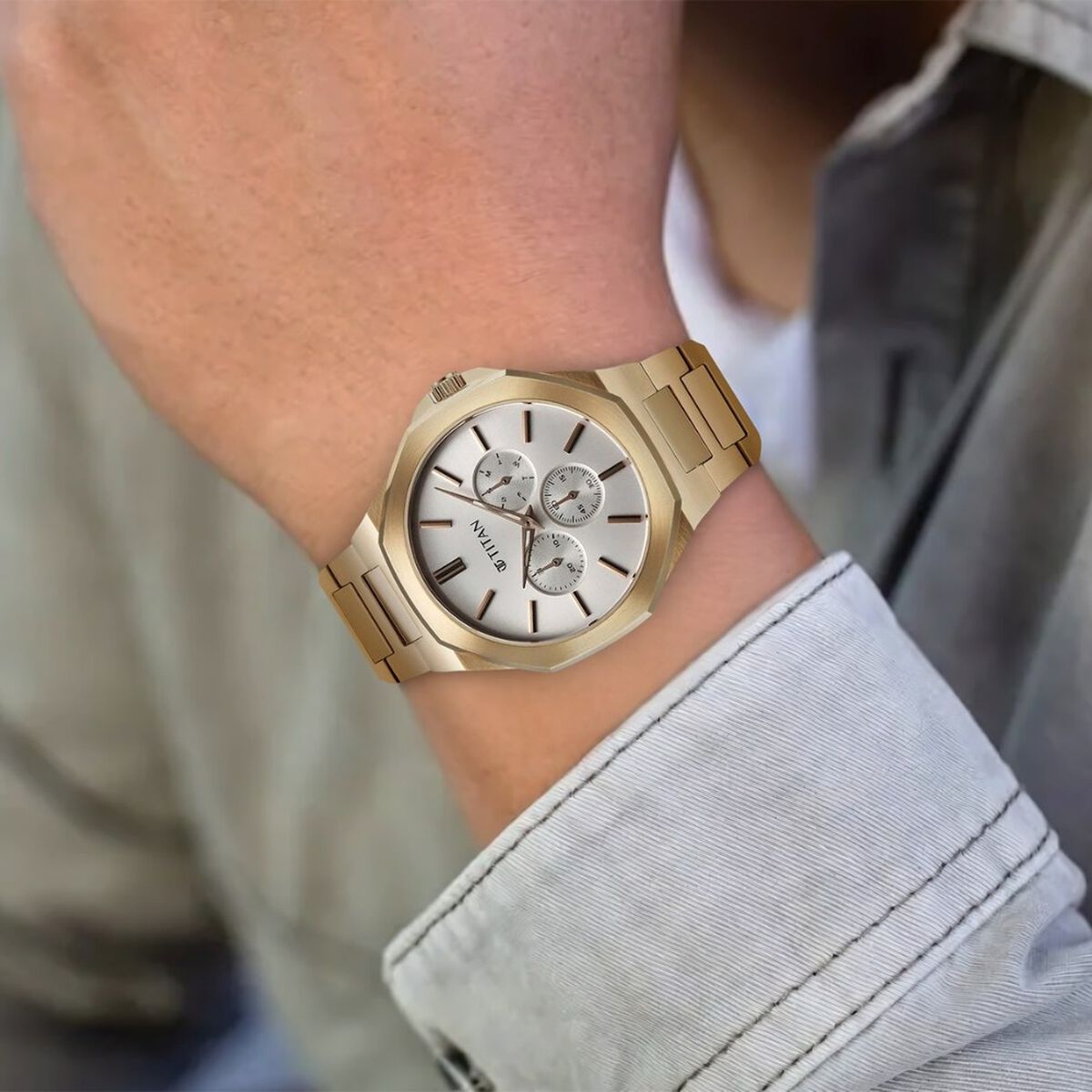 Titan Classic Slim Multifunction Multifunction Silver Dial Carnation Gold Stainless Steel Strap Watch For Men 5