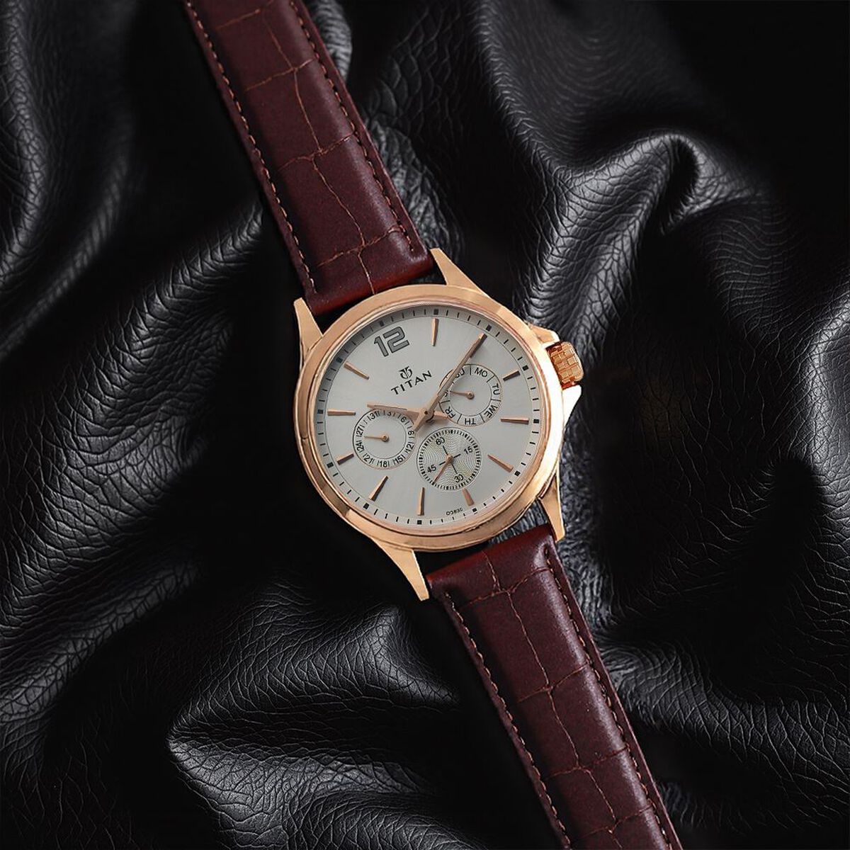 Titan Quartz Multifunction White Dial Leather Strap Watch for Men 1