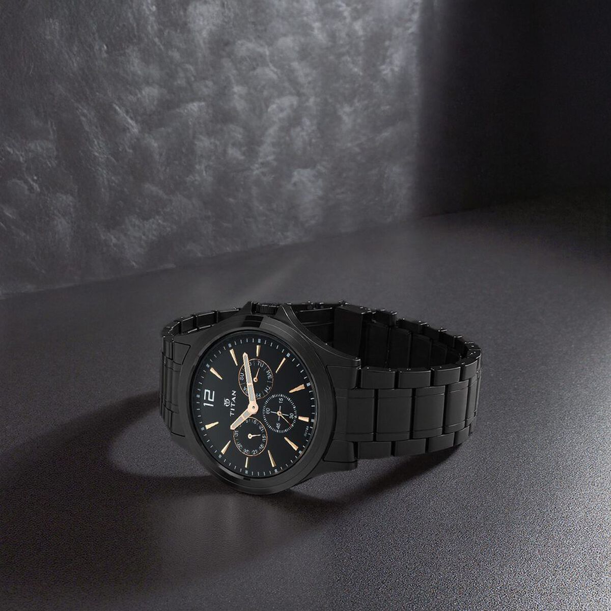Titan Quartz Multifunction Black Dial Stainless Steel Strap Watch for Men 1