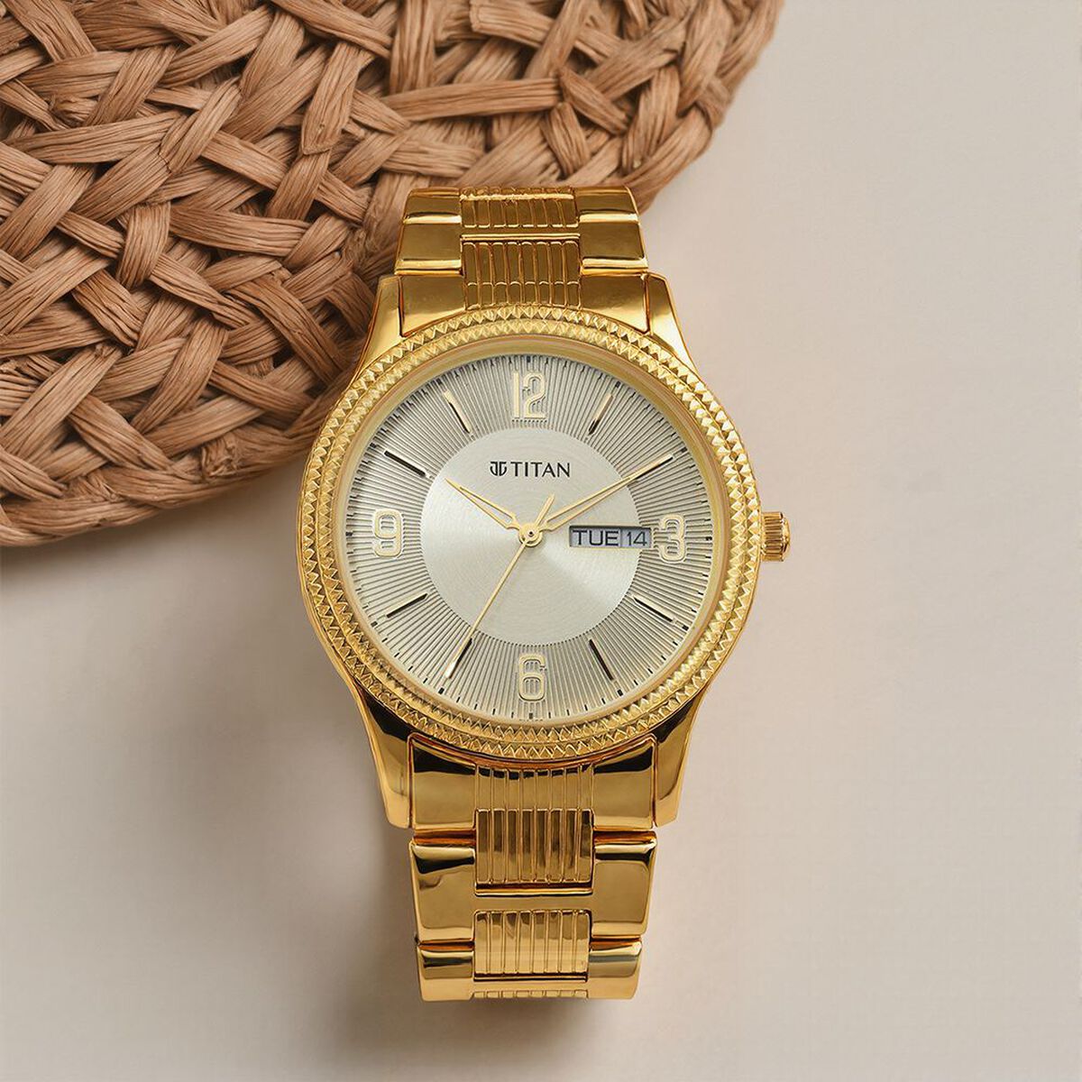 Titan Quartz Analog Champagne Dial Stainless Steel Strap Watch for Men 1
