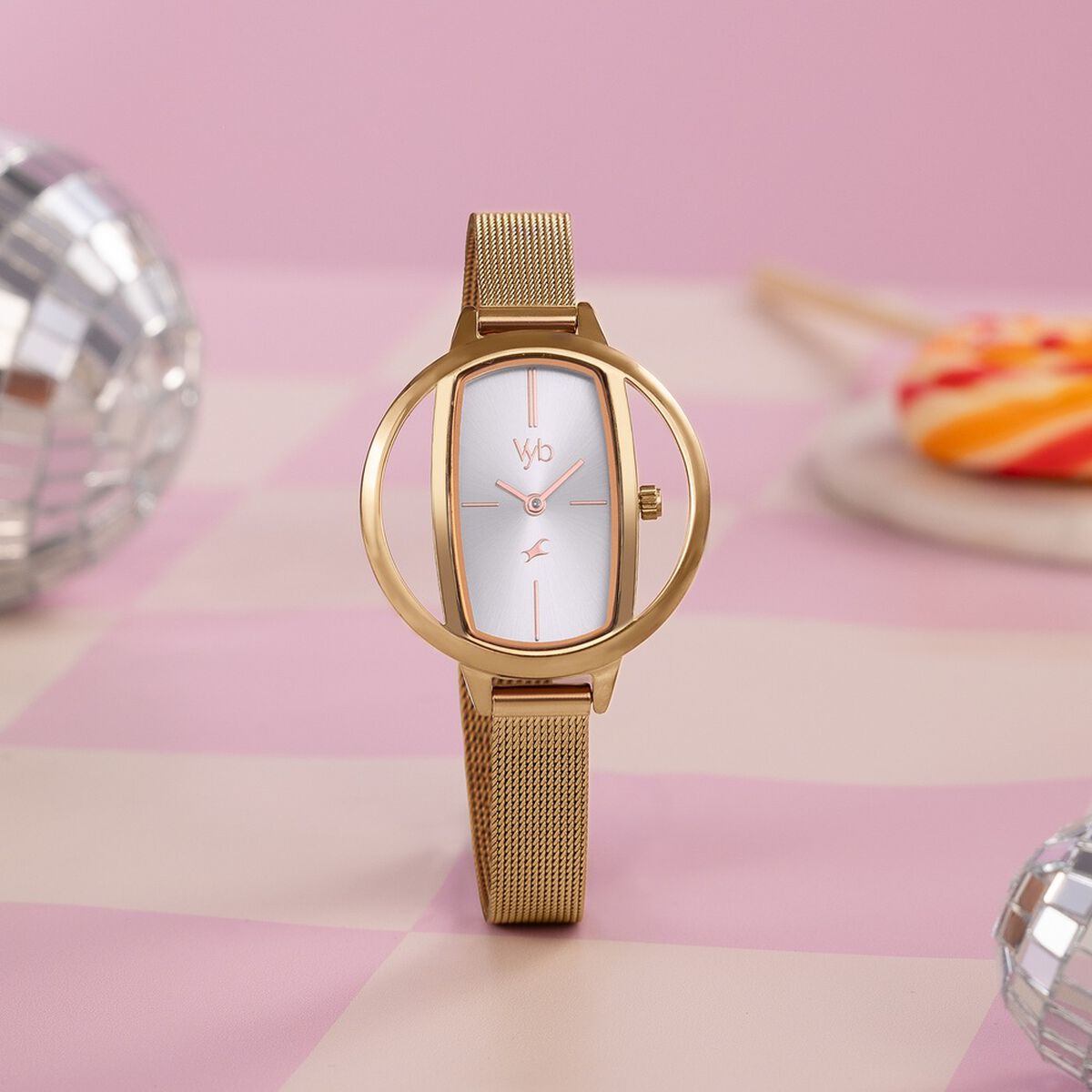 Vyb Charmer By Fastrack Quartz Analog Silver Dial Rose Gold Stainless Steel Strap Watch For Girls 1