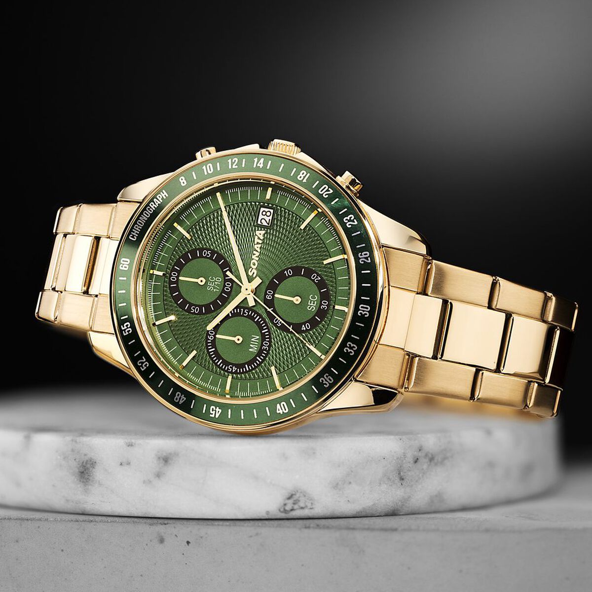 Sonata Chronos Quartz Analog with Date Green Dial Golden Colour Stainless Steel Strap Watch For Men 1