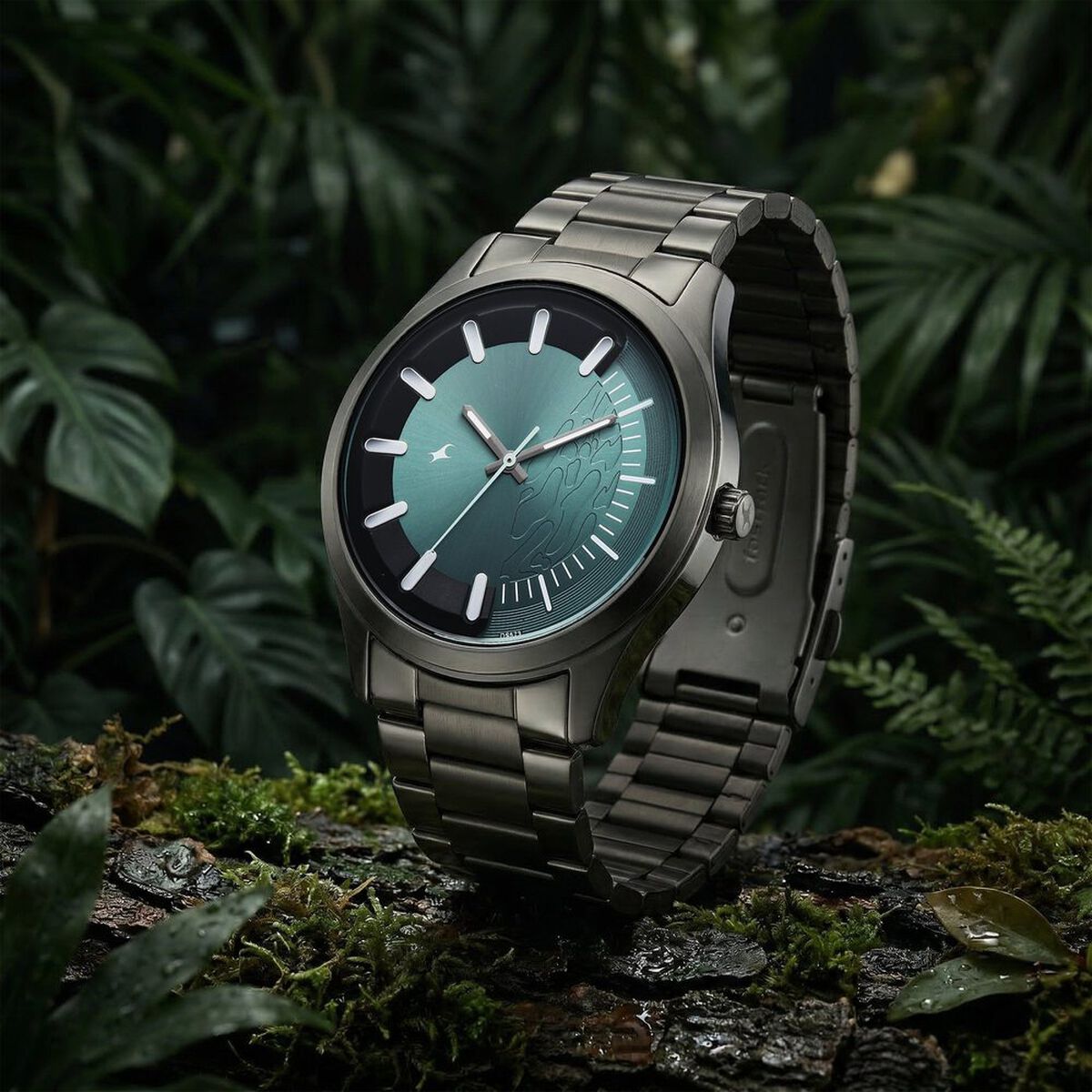 Fastrack Wild Quartz Analog Green Dial Gun Metal Strap Watch For Guys 2