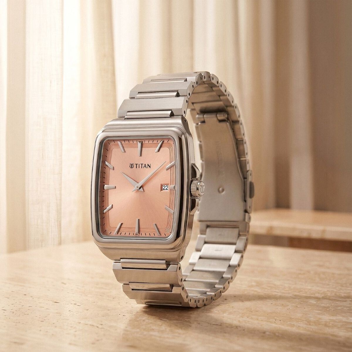 Titan Classique Sleek fit Quartz Analog Executive Style Watch 1
