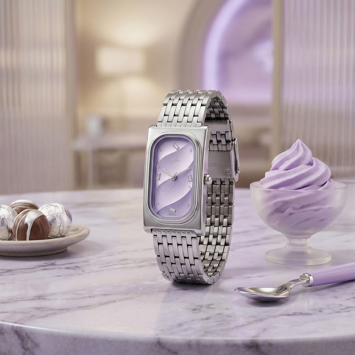 Fastrack Gelato silver analog bracelet watch with Black currant dial for Girls 1